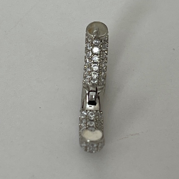 New Luxury Silver Color Huggie Hoop Earrings for Women - Picture 6 of 6